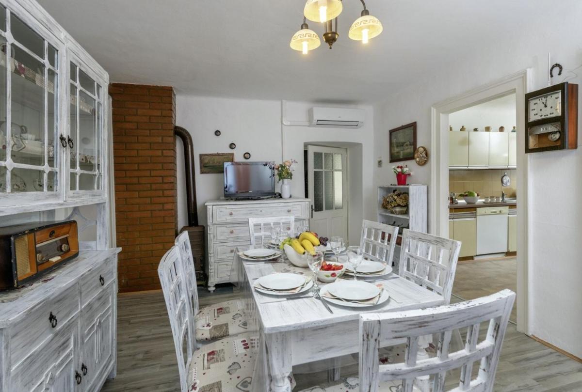 Marina Plomin In Plomin - Haus Fuer 6 Personen Villa Buitenkant foto